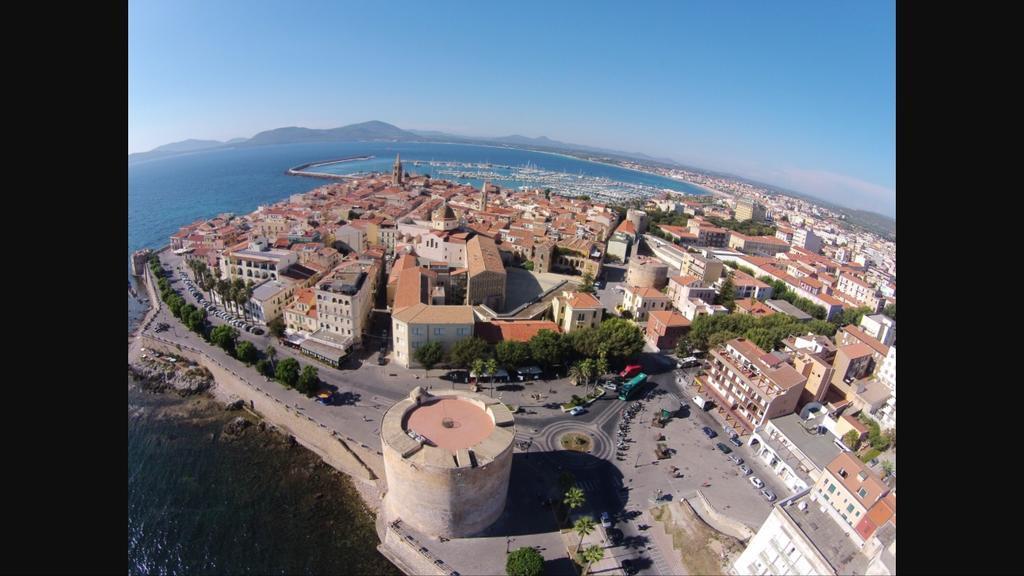 Cozy Apartment Mati Alghero Historic Center Zewnętrze zdjęcie