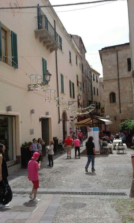 Cozy Apartment Mati Alghero Historic Center Zewnętrze zdjęcie