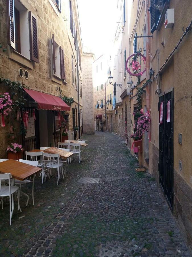 Cozy Apartment Mati Alghero Historic Center Zewnętrze zdjęcie